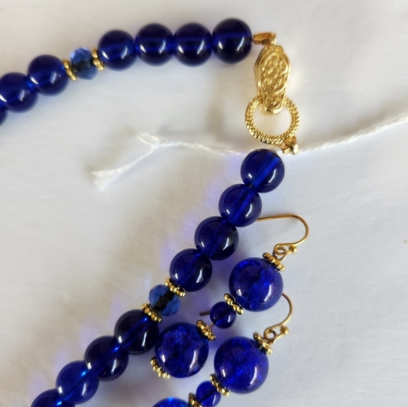 Hand Crafted Pendant Necklace Wrap Bracelet Pierced Earrings Royal Blue Beads - Picture 10 of 16